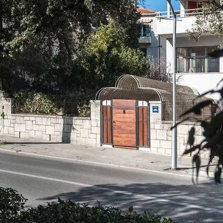 Ibis Your Cosy Oasis With Private Parking And Patio * ספליט
