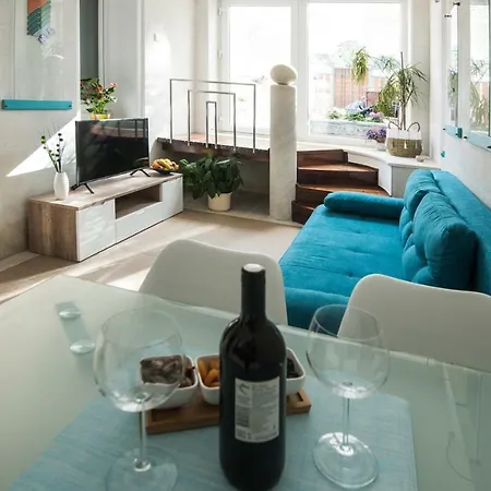 דירה Ibis Your Cosy Oasis With Private Parking And Patio *