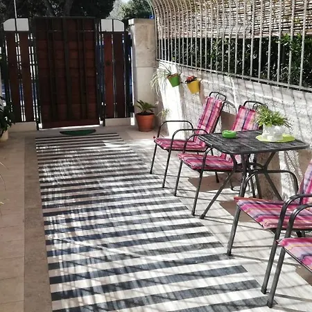 דירה Ibis Your Cosy Oasis With Private Parking And Patio ספליט