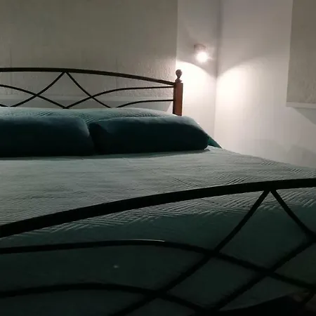 Ibis Your Cosy Oasis With Private Parking And Patio Appartement Split