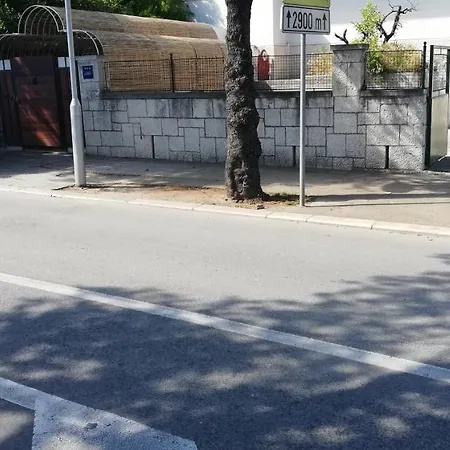 Apartament Ibis Your Cosy Oasis With Private Parking And Patio